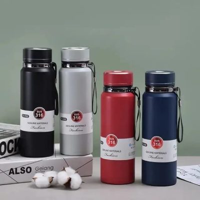 STAINLESS STEEL VACUUM BOTTLE (800 ML)*RANDOM COLOR*